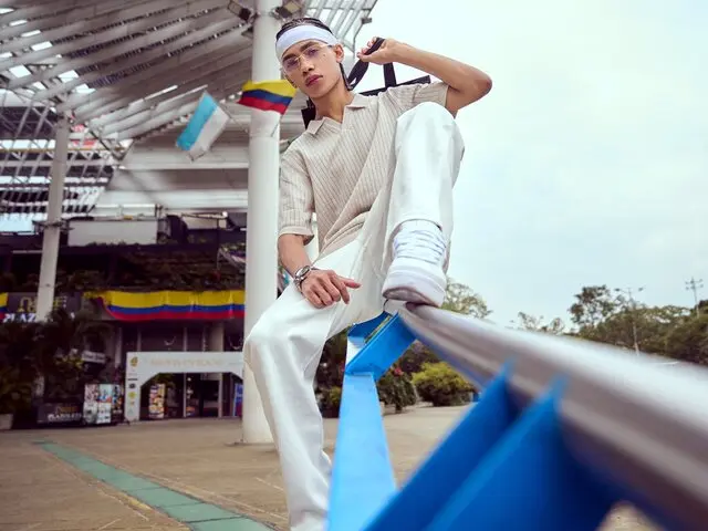 AdrianBlak Porn Vip Show