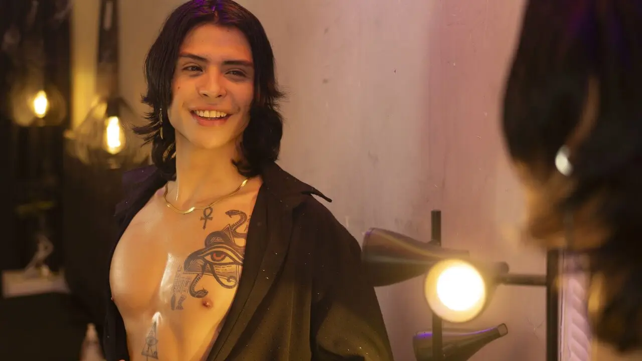 CharlieThonson Porn Vip Show